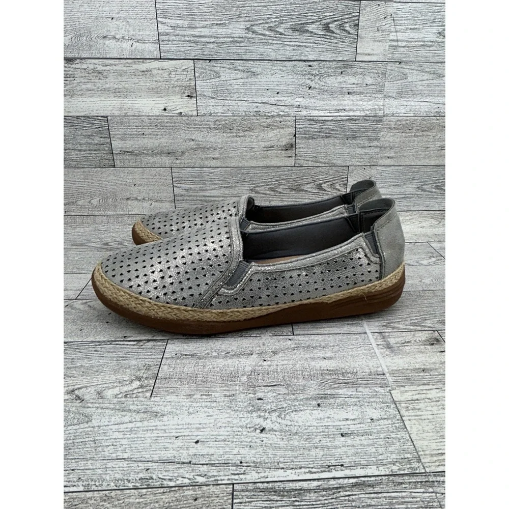 Clarks Collection Silver Metallic Perforated Espadrille Slip On Shoes Women 6.5M